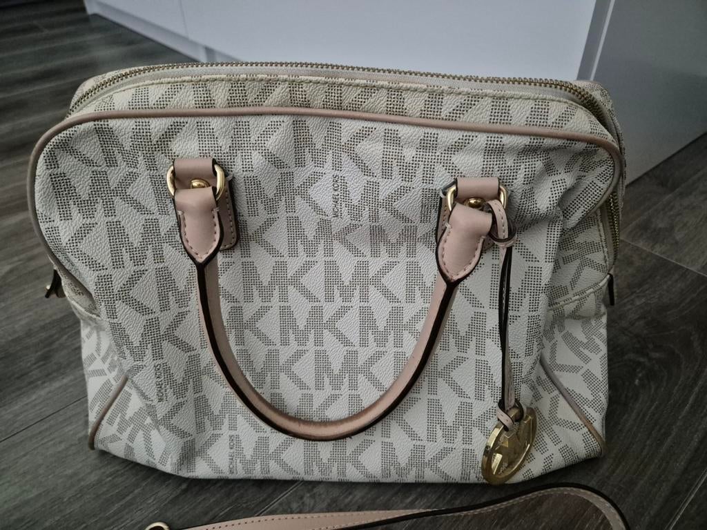 Michael Kors handtas met MK-logo, Ophalen of Verzenden, Gebruikt, Wit, Handtas