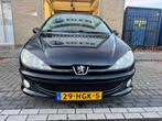 Peugeot 206 1.4 Génération 5drs airco RIJDT GOED NAP APK 1, Voorwielaandrijving, 31 €/maand, 4 cilinders, Zwart