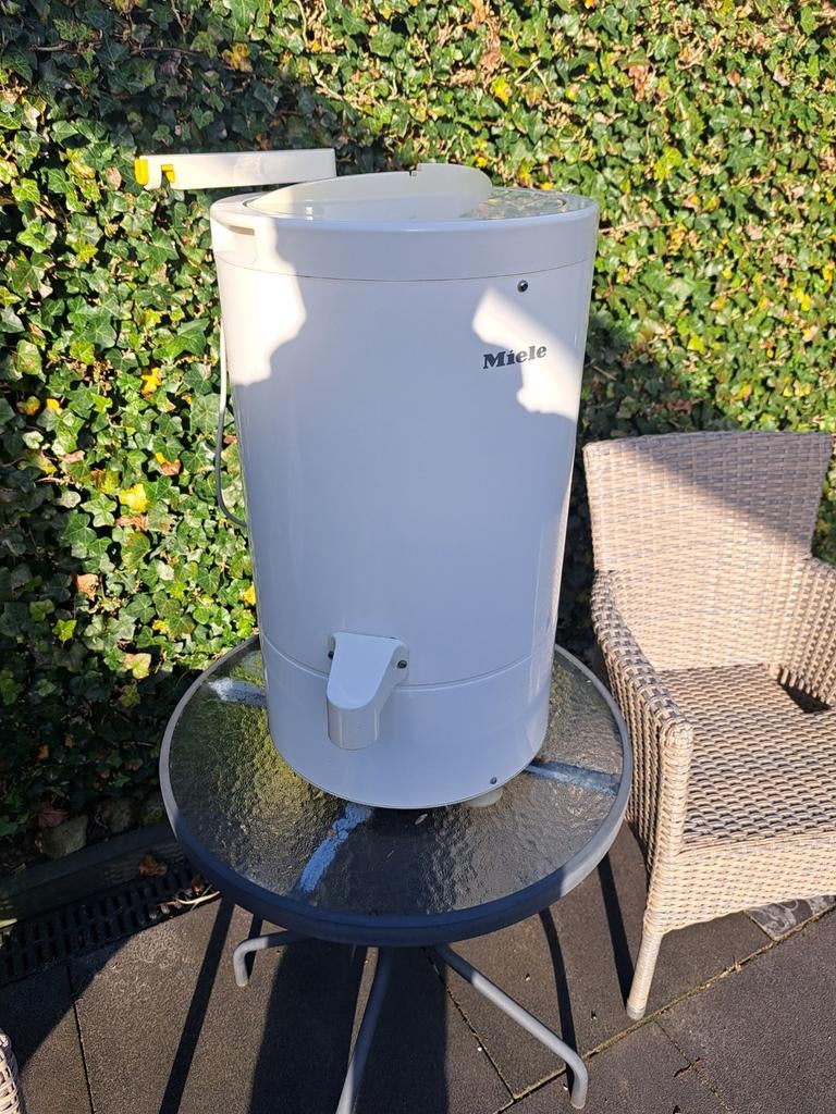 Miele centrifuge. En zeer goede staat., Ophalen