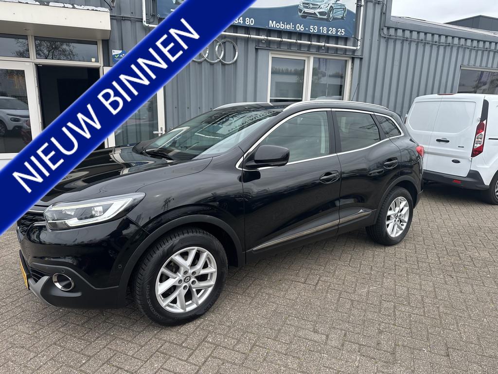 Renault Kadjar 1.2 TCe Bose panoramadak (bj 2015), Auto's, Renault, Voorwielaandrijving, Kadjar, Gebruikt, 4 cilinders