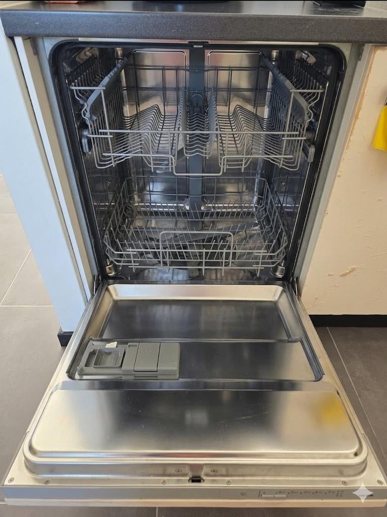 Gratis IKEA inbouwvaatwasser zelf demonteren, Witgoed en Apparatuur, Vaatwasmachines, Ophalen