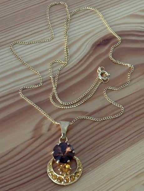 Goud doublé ketting 50cm en hanger 3cm met kristallen, Ophalen of Verzenden, Nieuw, Goud