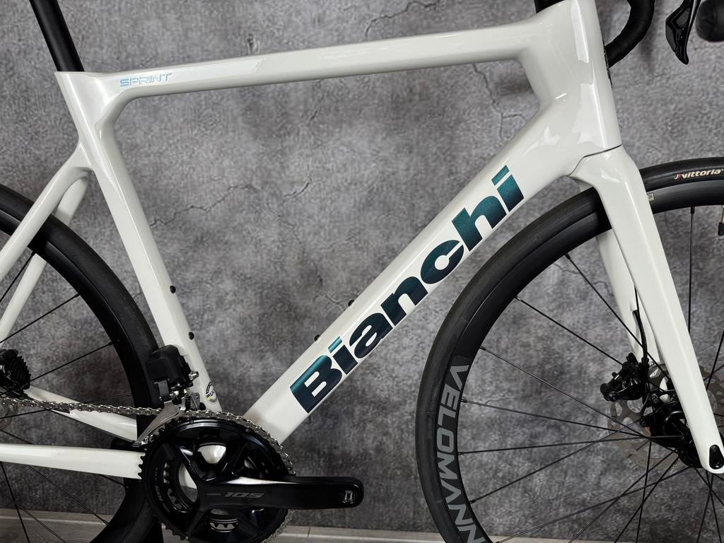 Nieuw! Bianchi Sprint Shimano 105 Di2 12 Speed Carbon Disc, Fietsen en Brommers, Fietsen | Racefietsen, Overige merken, Carbon