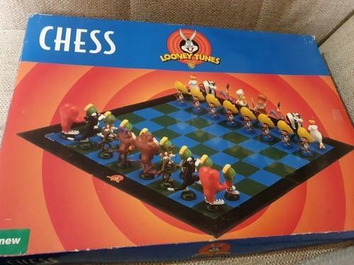 Looney Tunes Schaakspel 1999 - NIEUW & Verzegeld!, Hobby en Vrije tijd, Gezelschapsspellen | Bordspellen, Nieuw, Een of twee spelers