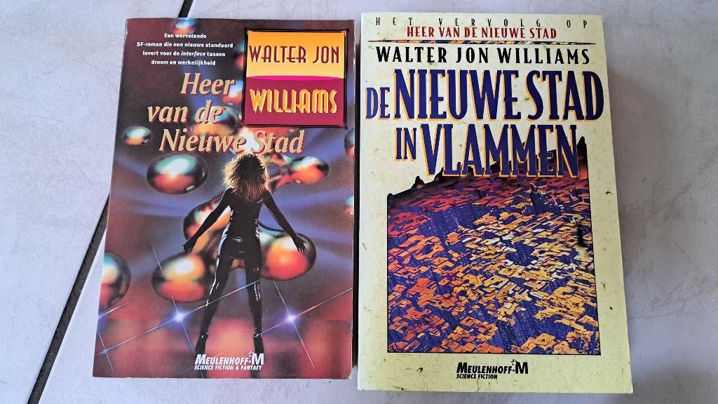 Williams, Walter Jon : de nieuwe stad boeken 2x, Ophalen of Verzenden, Gelezen, Walter Jon Williams