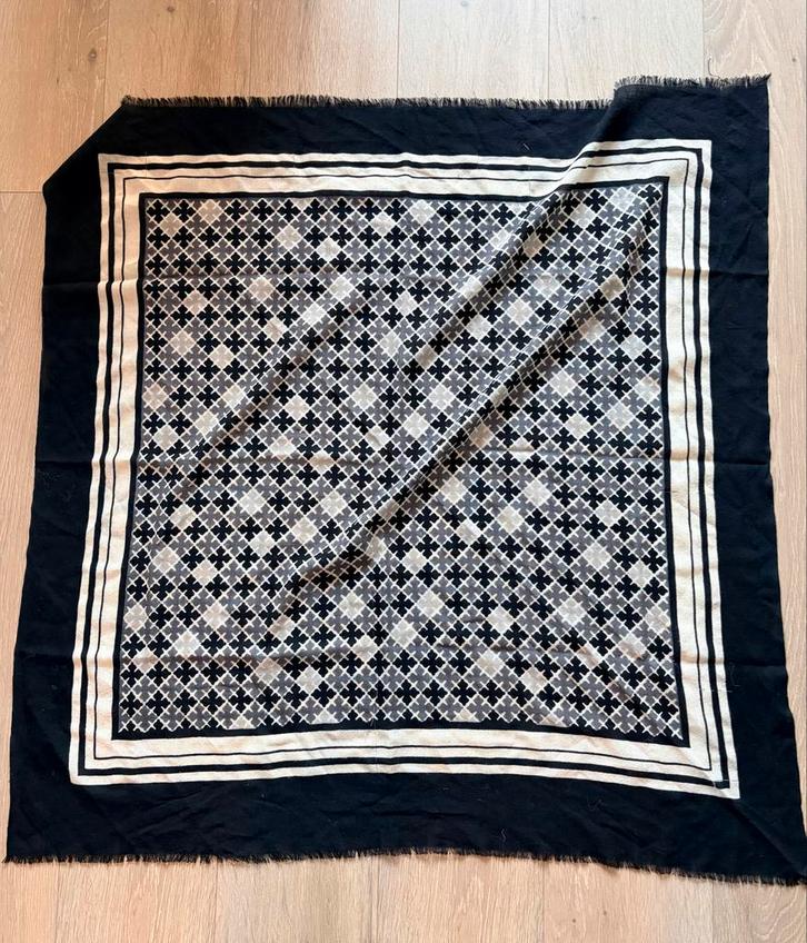 By Malene Birger Cornelis sjaal - Zwart/Grijs/Crème, Kleding | Dames, Mutsen, Sjaals en Handschoenen, Gedragen, Sjaal, Ophalen of Verzenden