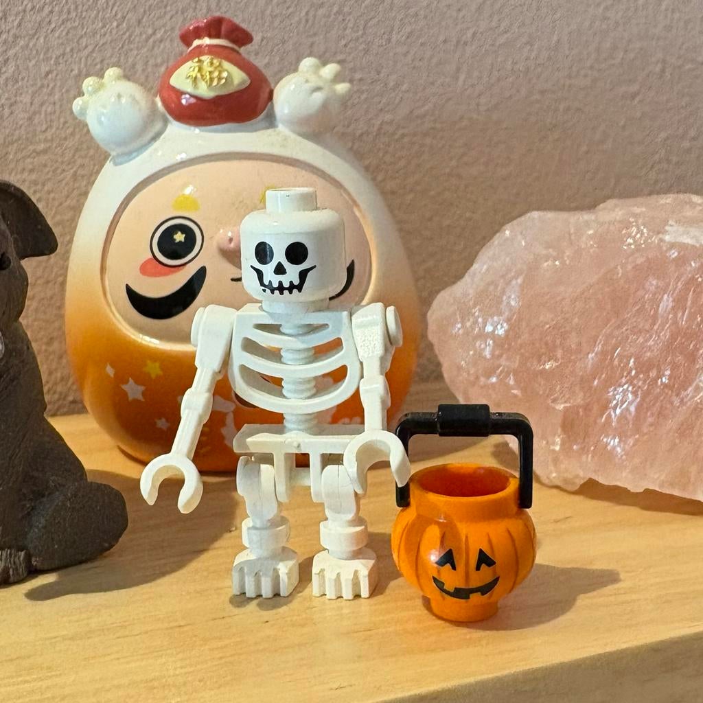 Lego skelet met pompoenmandje - Halloween decoratie, Ophalen, Gebruikt, Jongen of Meisje