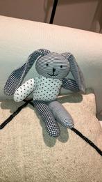 Bambino konijn blauw kruidvat, Kinderen en Baby's, Speelgoed | Knuffels en Pluche, Ophalen of Verzenden, Gebruikt, Konijn