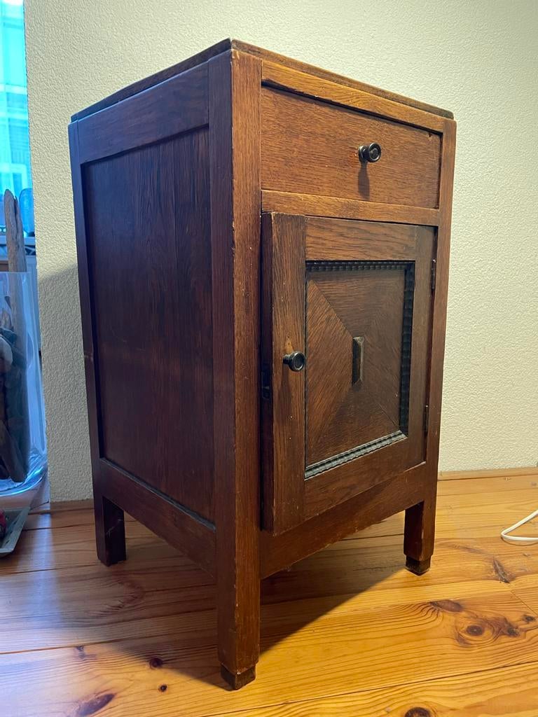 Antiek houten kastje met lade en deurtje, Antiek en Kunst, Ophalen