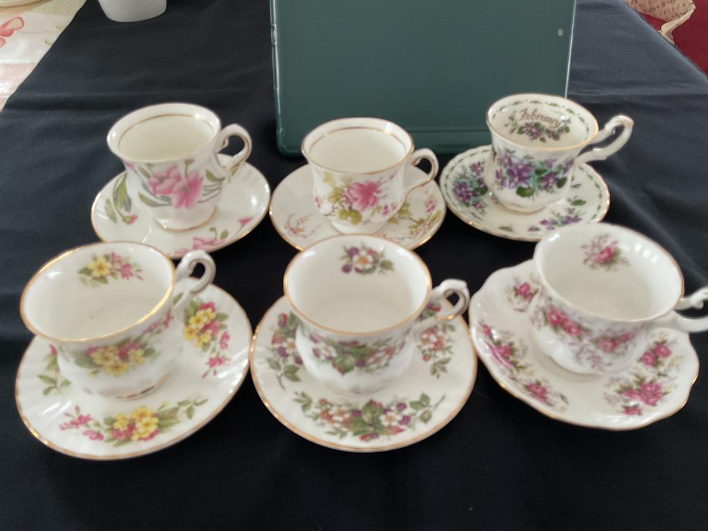 Engelse kop en schotels mogen ook per stuk € 7;50, Ophalen of Verzenden