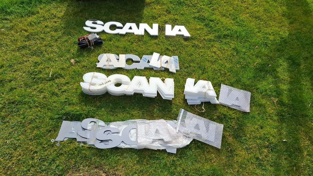 Scania LED letters frontgrill RVS look - Complete set, Ophalen of Verzenden, Gebruikt