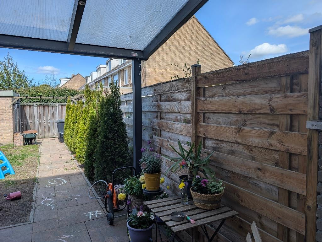 Houten schutting met twee deuren, Tuin en Terras, Ophalen, 6 meter of meer, Hout, 1 tot 2 meter