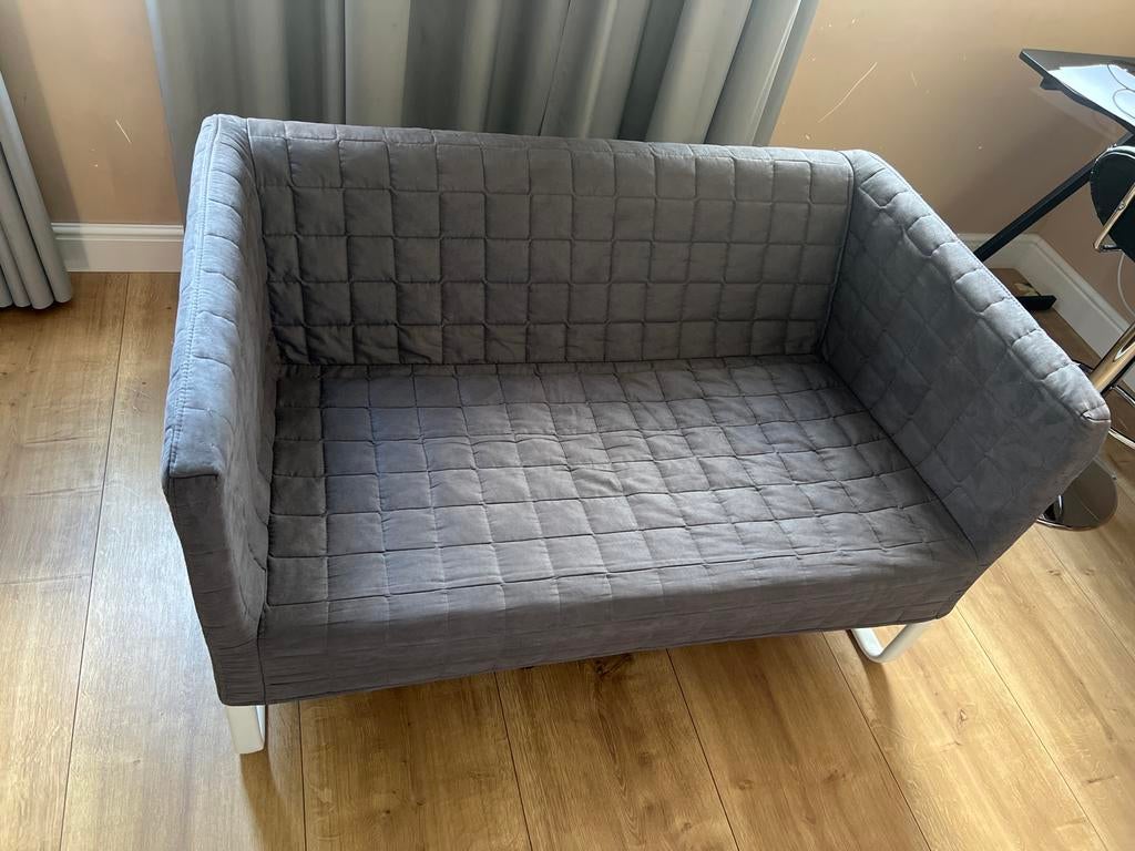 Grijze Ikea knopparp tweezitsbank met metalen onderstel, Ophalen, 150 tot 200 cm, Tweepersoons, 75 tot 100 cm