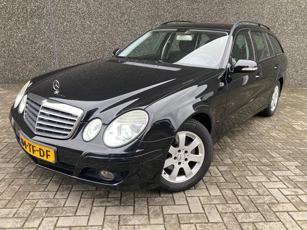Mercedes-Benz E-Klasse 1.8 E200 Kompressor Combi AUT 2006, 4 cilinders, Zwart, 93 €/maand, 5 stoelen