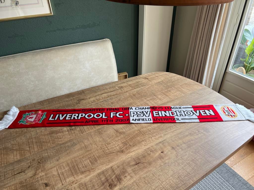 Sjaal Liverpool FC - PSV Eindhoven 11 april 2007, Ophalen of Verzenden, Nieuw, Buitenlandse clubs, Vaantje of Sjaal