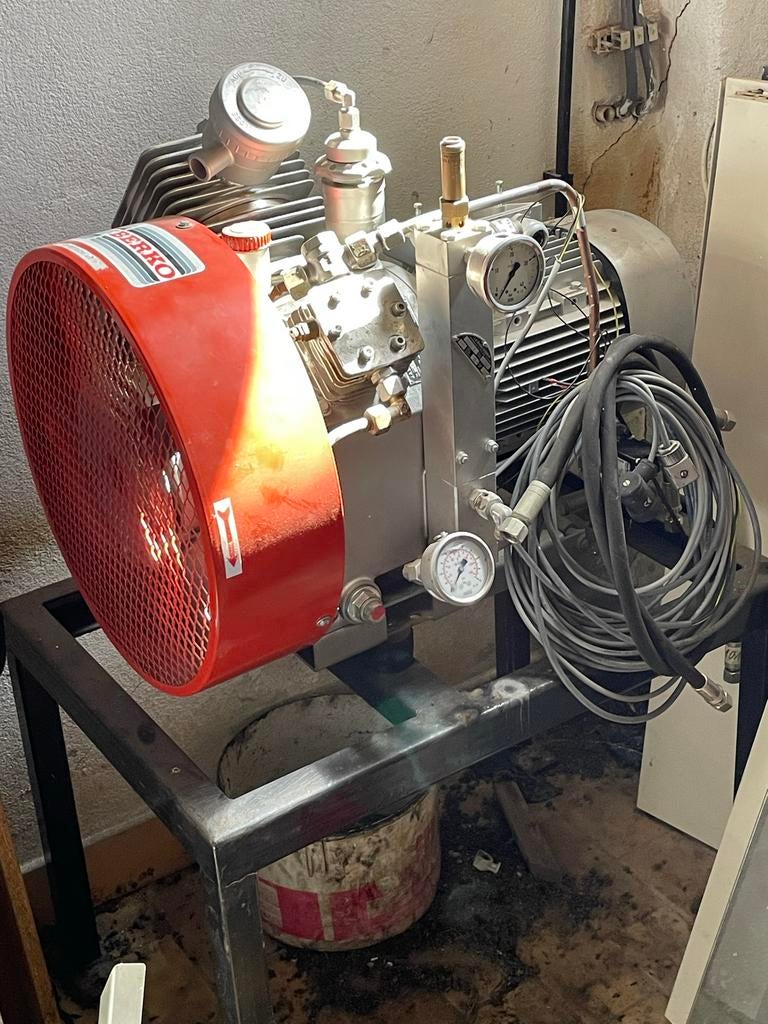 J.A. Becker & Söhne Compressor - 2006 Model, 100 liter of meer, Ophalen of Verzenden, Gebruikt, 200 tot 400 liter/min