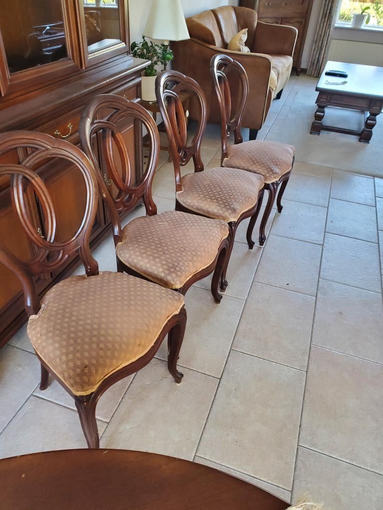 4 antieke biedermeier eetkamerstoelen, Ophalen