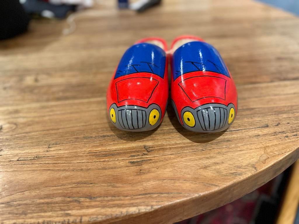 Klompen met auto motief, maat 42, Ophalen of Verzenden, Nieuw, Rood, Overige typen