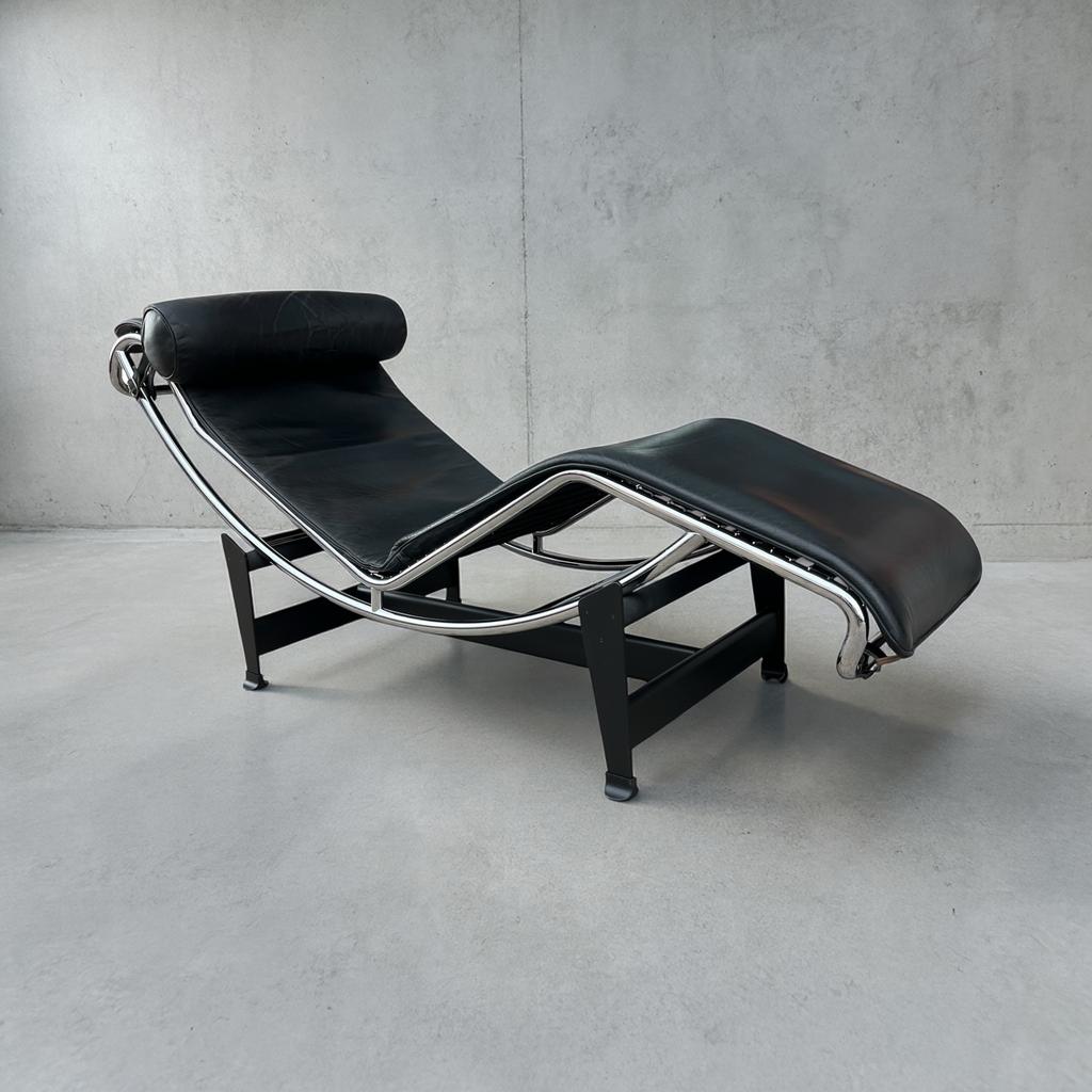 Cassina LC4, Ophalen, Zo goed als nieuw, Minder dan 150 cm, Leer