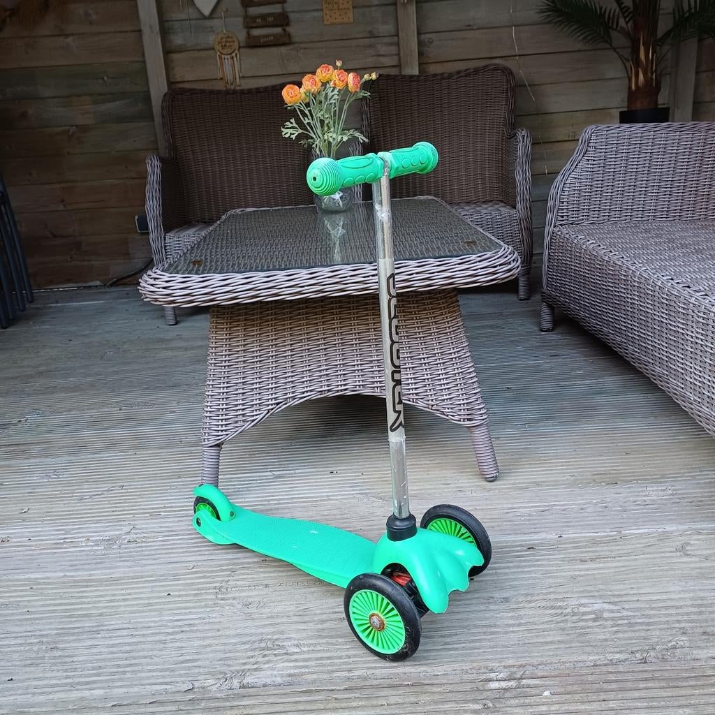 Groene step "scooter" voor kinderen, Ophalen, Gebruikt, Gewone step, Scooter
