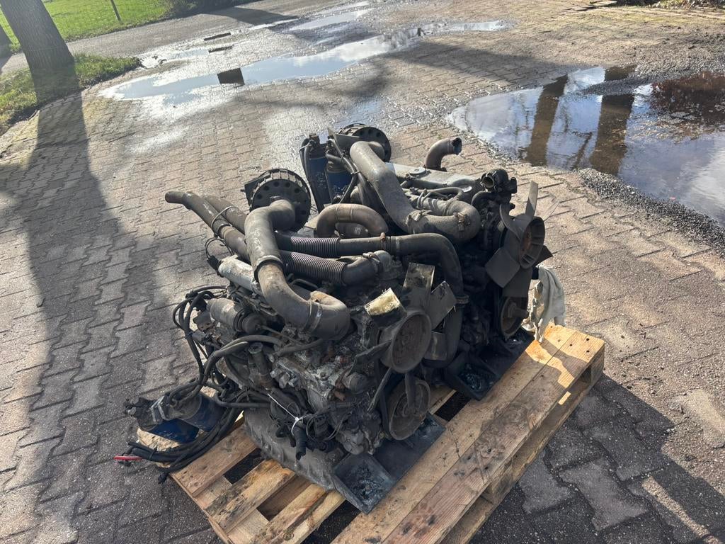 Kubota V2203, Ophalen, Zo goed als nieuw, Dieselmotor, 1800 rpm of meer