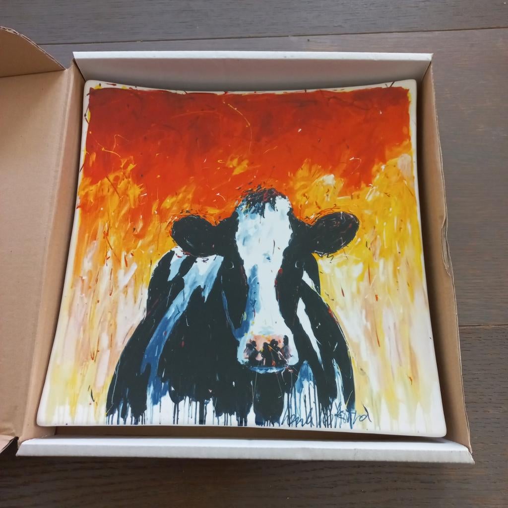 Kunstzinnig Koe Schilderij op Keramische bord, Ophalen of Verzenden