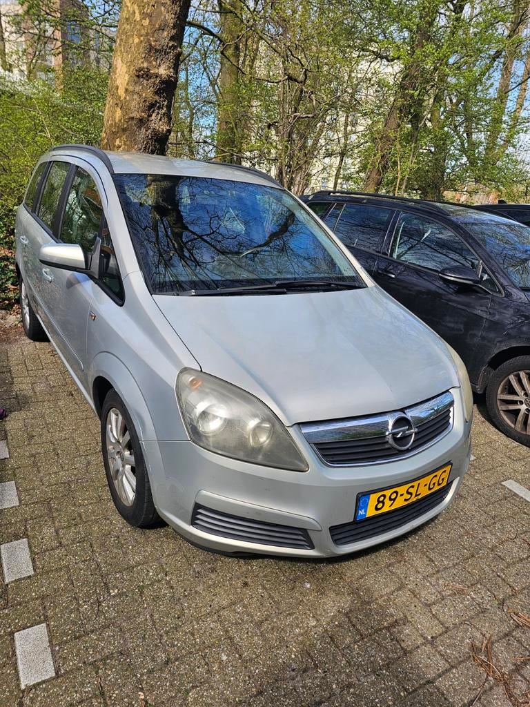 Opel Zafira 1.8 2006 Grijs, Auto's, Stof, 4 cilinders, Origineel Nederlands, Grijs