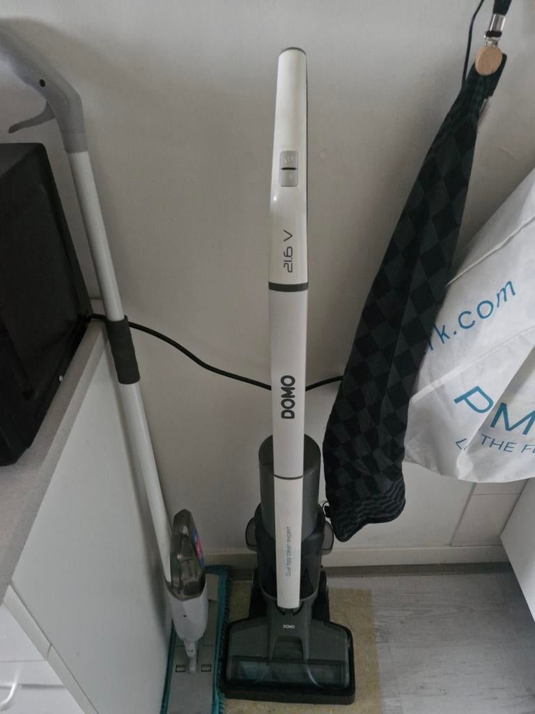 Domo 2-in-1 steelstofzuiger 21.6V, Witgoed en Apparatuur, Stofzuigers, Ophalen, Stofzuiger, Zo goed als nieuw, Minder dan 1200 watt