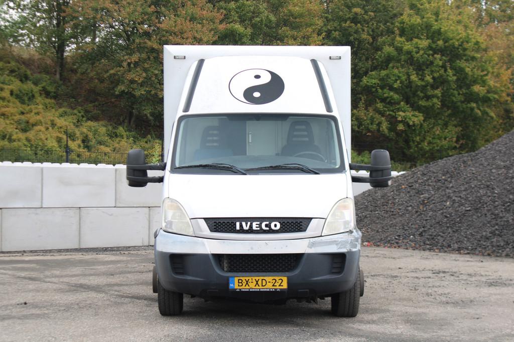 Iveco 65C17 EURO V HD EEV (bj 2010), Auto's, Vrachtwagens, Euro 5, Stof, Zwart, Iveco
