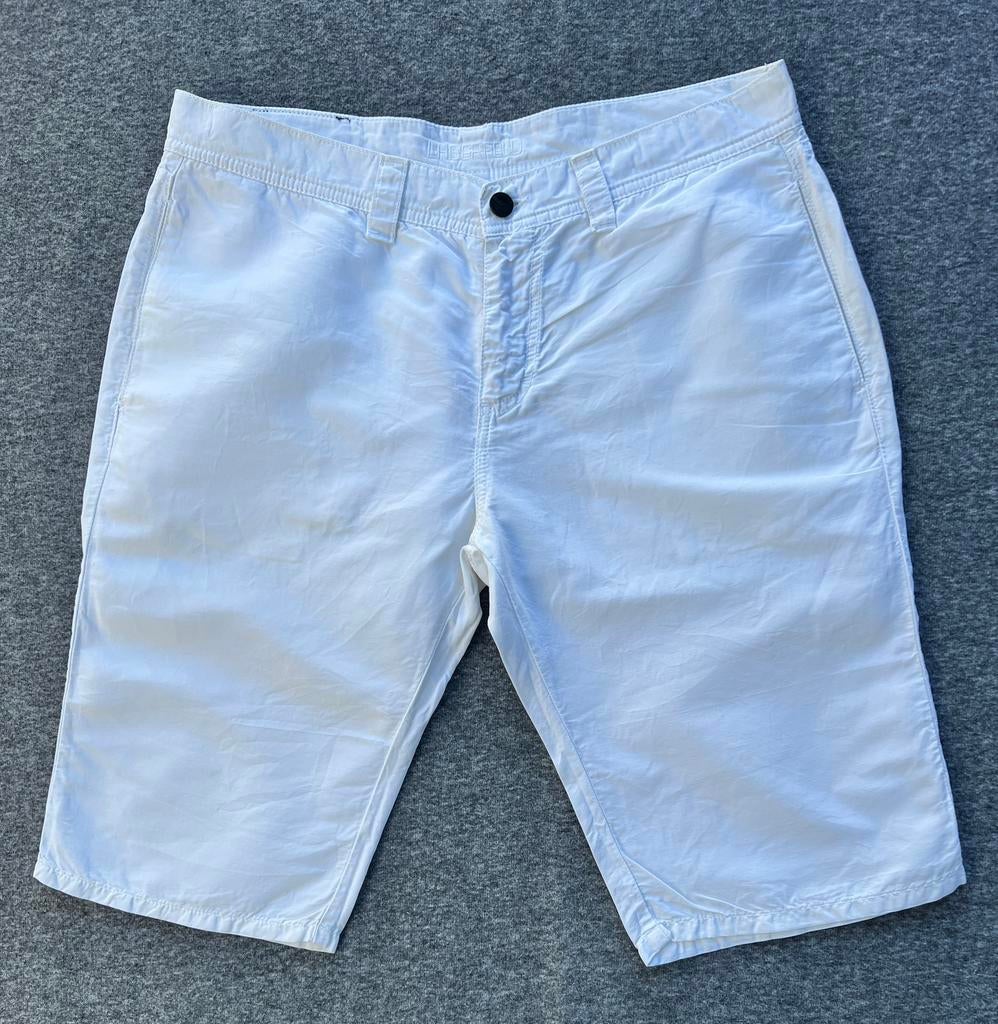 Lagerfeld heren shorts wit – maat L – perfecte staat, Kleding | Heren, Ophalen of Verzenden, Zo goed als nieuw, Wit