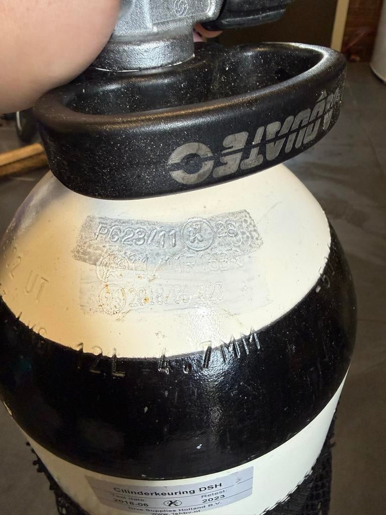 Duikfles 12 liter (Bommetje) gekeurd tot 2028, Ophalen, Zo goed als nieuw, Duikfles