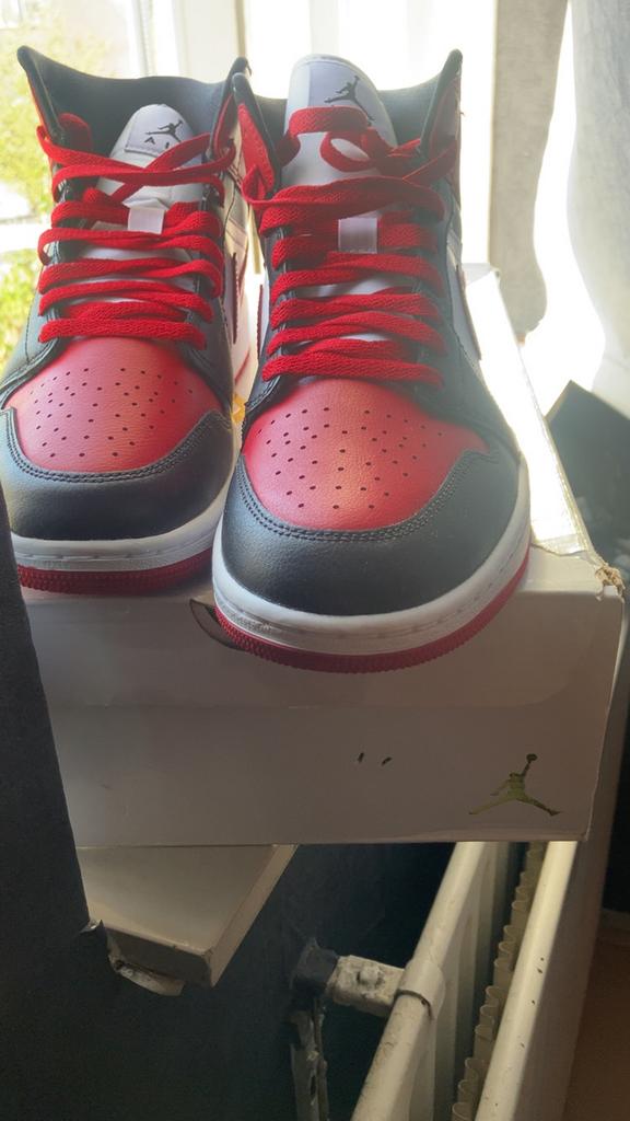 Air Jordan 1 Mid, Kleding | Heren, Schoenen, Overige kleuren, Nieuw, Ophalen of Verzenden, Sneakers of Gympen