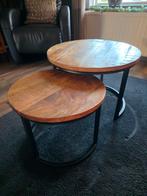 2 industriële mango houten salon tafeltjes, 50 tot 100 cm, Rond, Zo goed als nieuw, Minder dan 50 cm