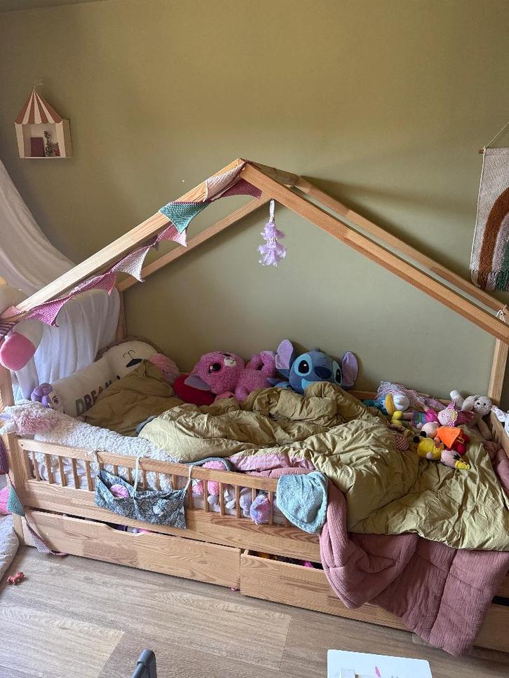 Bedhuisje Petit Puk CATO 90x200, Kinderen en Baby's, Kinderkamer | Bedden, Zo goed als nieuw, 180 cm of meer, 85 tot 100 cm, Lattenbodem