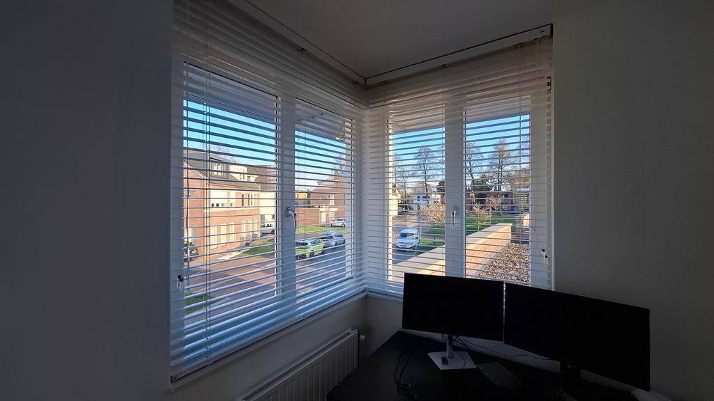 Witte Luxaflex, 145x170 cm, handbediend, Huis en Inrichting, Stoffering | Gordijnen en Lamellen, Ophalen, 100 tot 150 cm, Wit