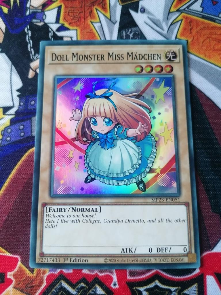 Doll Monster Miss Madchen - Super Rare MP23 - Yu-Gi-Oh, Ophalen of Verzenden, Zo goed als nieuw, Foil