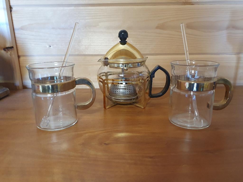 Theepot met 2 theeglazen, Antiek en Kunst, Ophalen of Verzenden