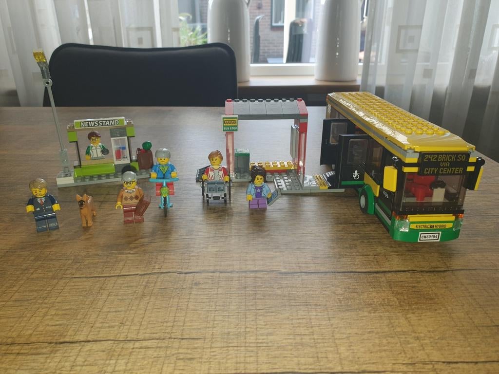 Lego City Bus Set 60154 - Compleet en in goede staat, Kinderen en Baby's, Speelgoed | Duplo en Lego, Ophalen of Verzenden, Zo goed als nieuw