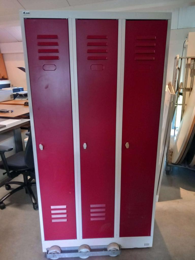 Locker kledingkasten 3 deurs, Ophalen, Met deur(en), Gebruikt, -
