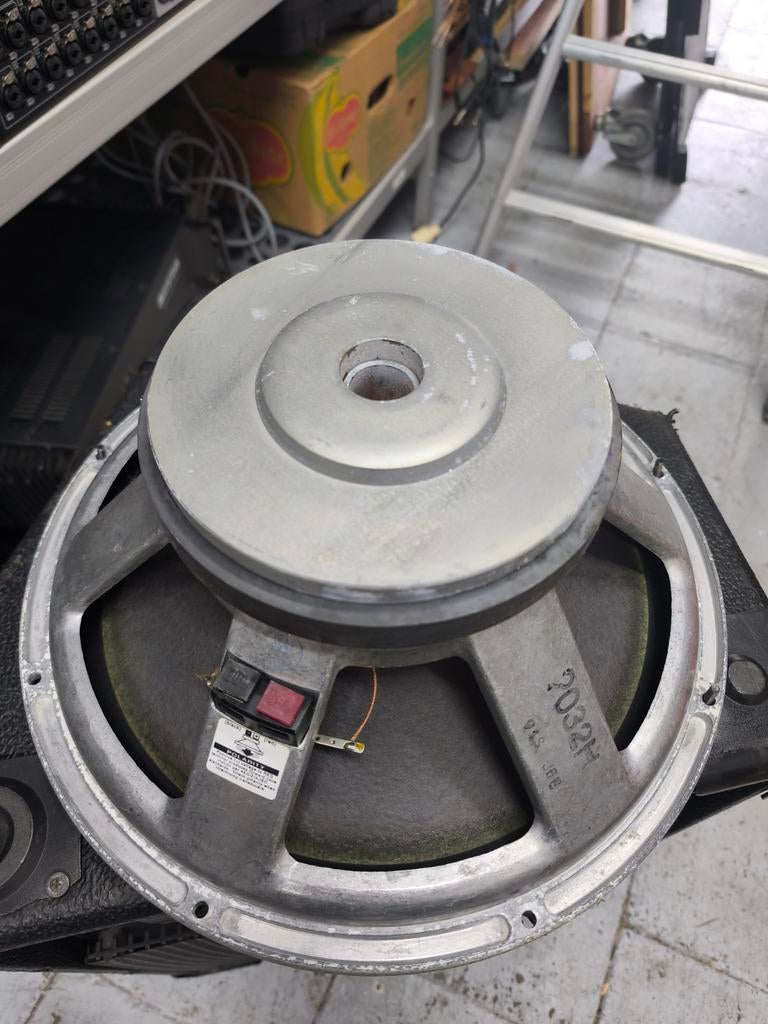 4 x JBL 2032h  ( 15" ), Ophalen of Verzenden, 100 watt of meer