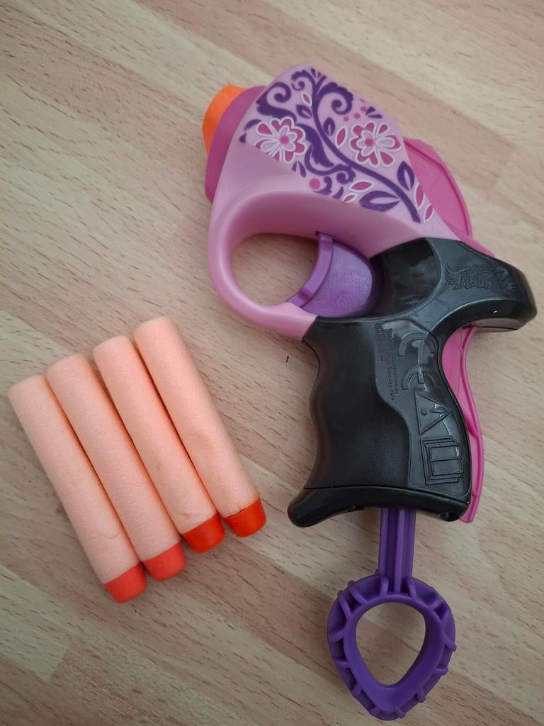 Roze Nerf Rebelle mini + pijltjes, Ophalen of Verzenden, Gebruikt