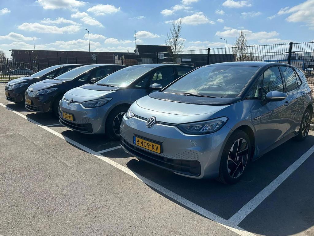 Volkswagen ID.3 Pro 62 kWh|92%SOH|STOEL-, STUURVERW|ANDROID/, Automaat, 966 min, Gebruikt, Zwart