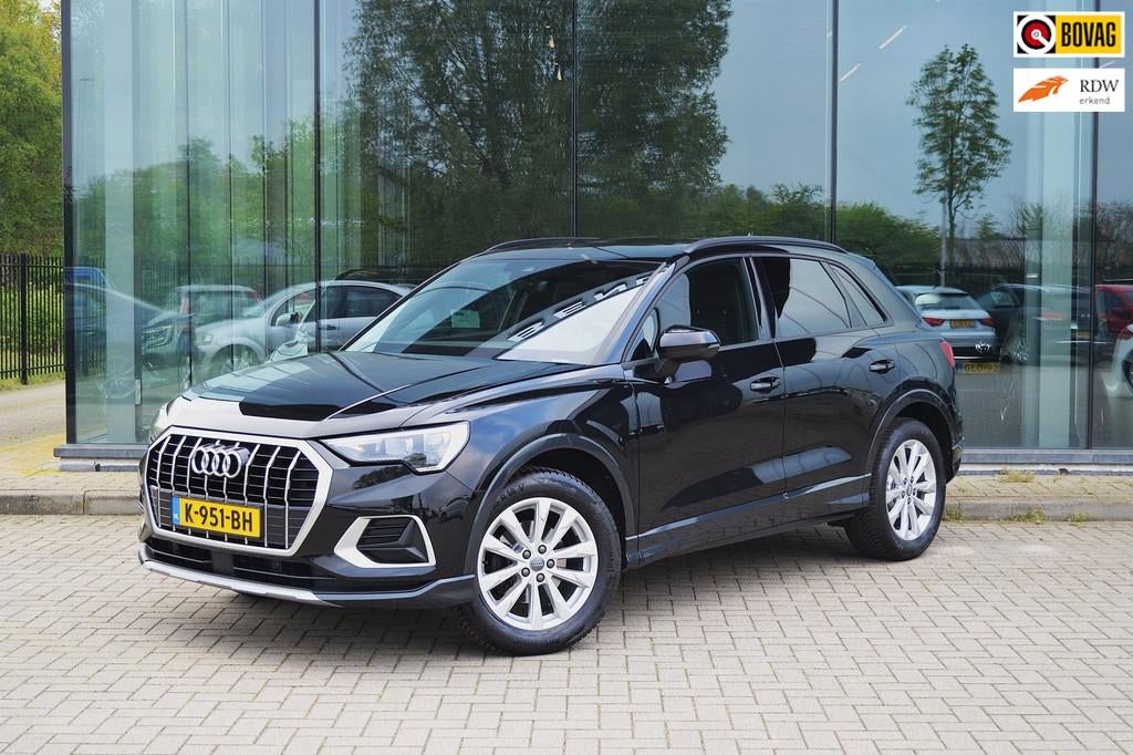 Audi Q3 35 TFSI edition one | Trekhaak | Dodehoek detectie|, Auto's, Audi, Bedrijf, Te koop, Q3, ABS, Adaptive Cruise Control