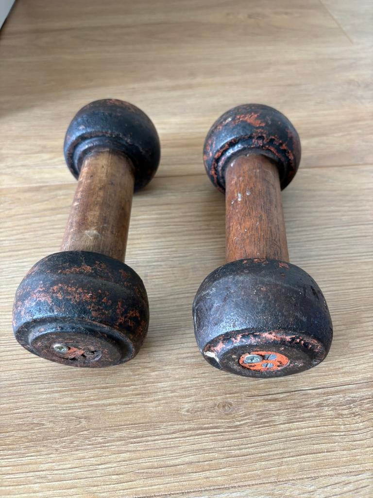 Gewichten dumbells 2,3 kg antiek en bruikbaar, Ophalen of Verzenden, Gebruikt, Dumbbell