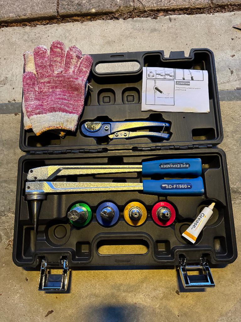 Handmatige expandertang voor Uponor + leidingen 16-20-25-32, Ophalen of Verzenden, Zo goed als nieuw