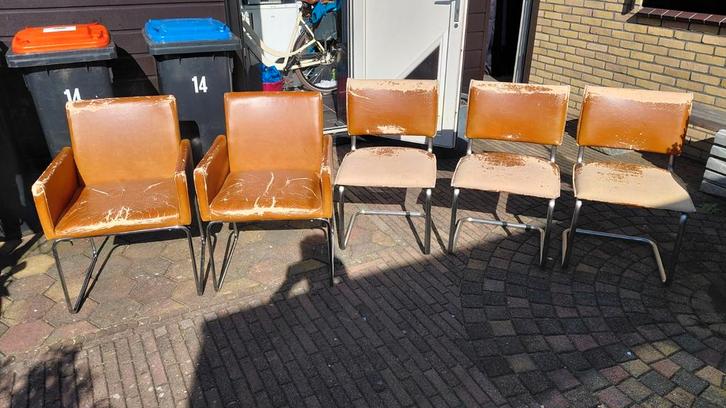 Set van 5 stoelen - opknapper, Huis en Inrichting, Stoelen, Gebruikt, Vijf, Zes of meer stoelen, Leer, Metaal, Bruin, Ophalen