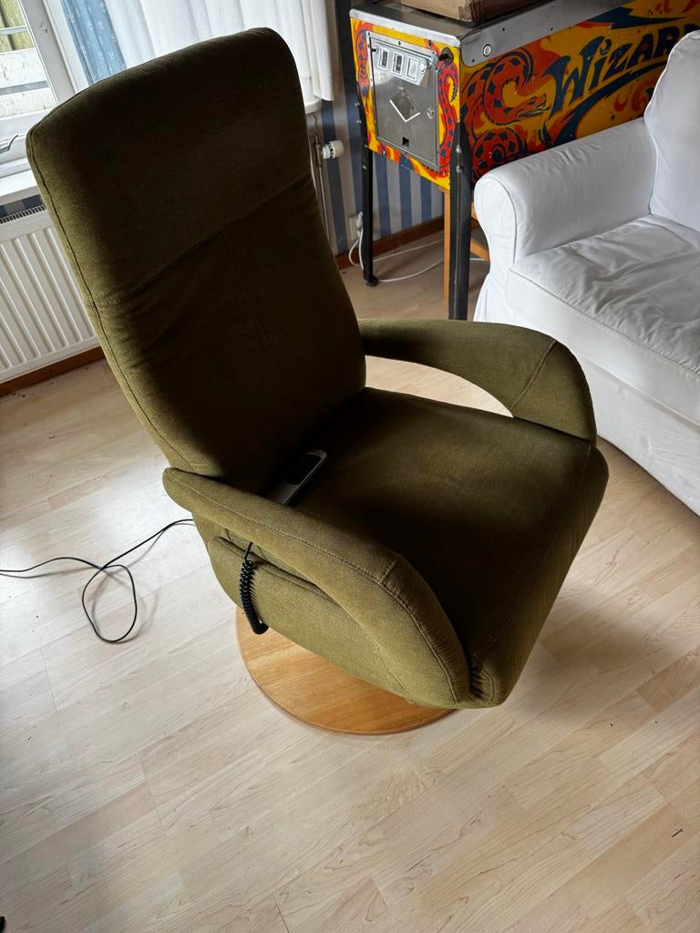 Comfortabele relaxstoel - Zit sta functie, Ophalen, Gebruikt, Stof, 75 tot 100 cm