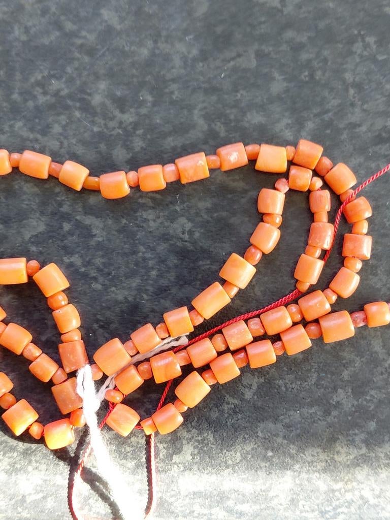 zelf ketting afmaken BLOEDKORAAL  57 cm,zonder slotje, Sieraden, Tassen en Uiterlijk, Kettingen, Verzenden, Rood, Steen of Mineraal