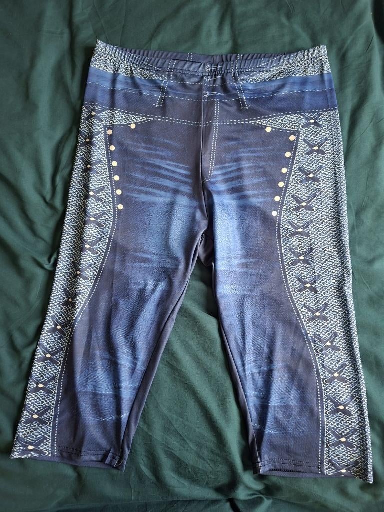 Blauwe driekwart legging maat XL !!, Kleding | Dames, Leggings, Maillots en Panty's, Ophalen of Verzenden, Zo goed als nieuw, Blauw