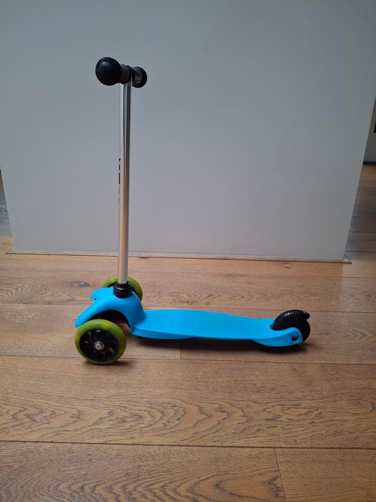 Kinderstep - Blauw met 3 wielen, Fietsen en Brommers, Steps, Ophalen, Gebruikt, Gewone step, MOVE